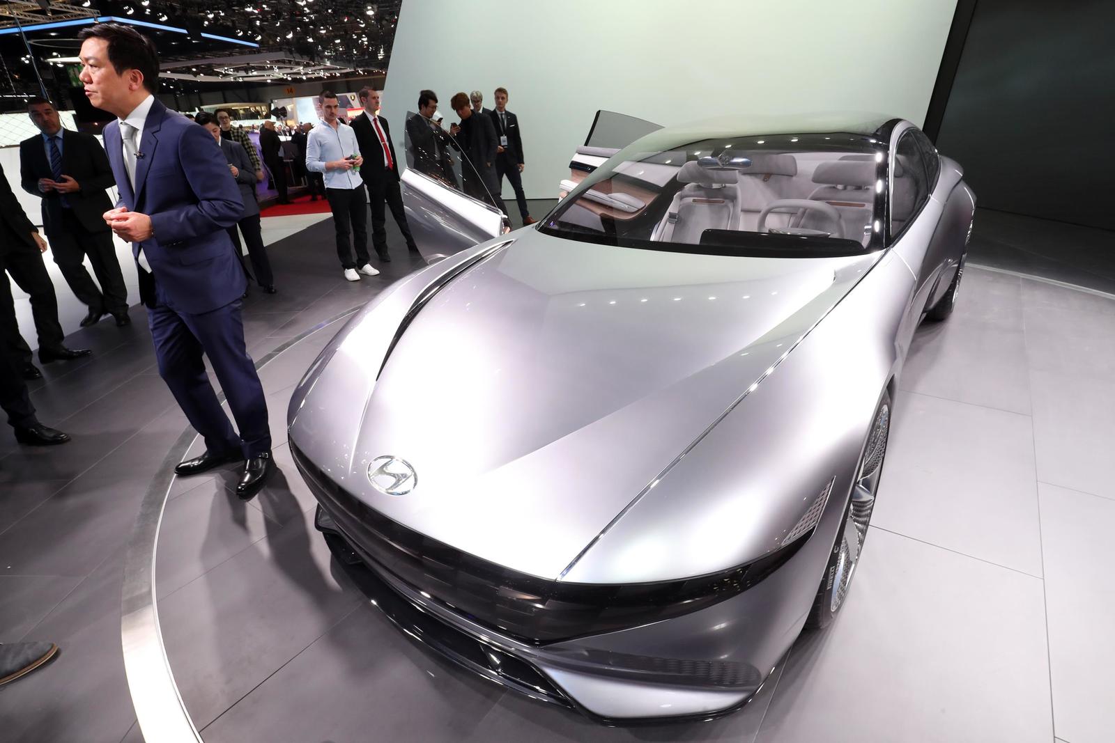 Hyundai Le Fil Rouge concept car 1