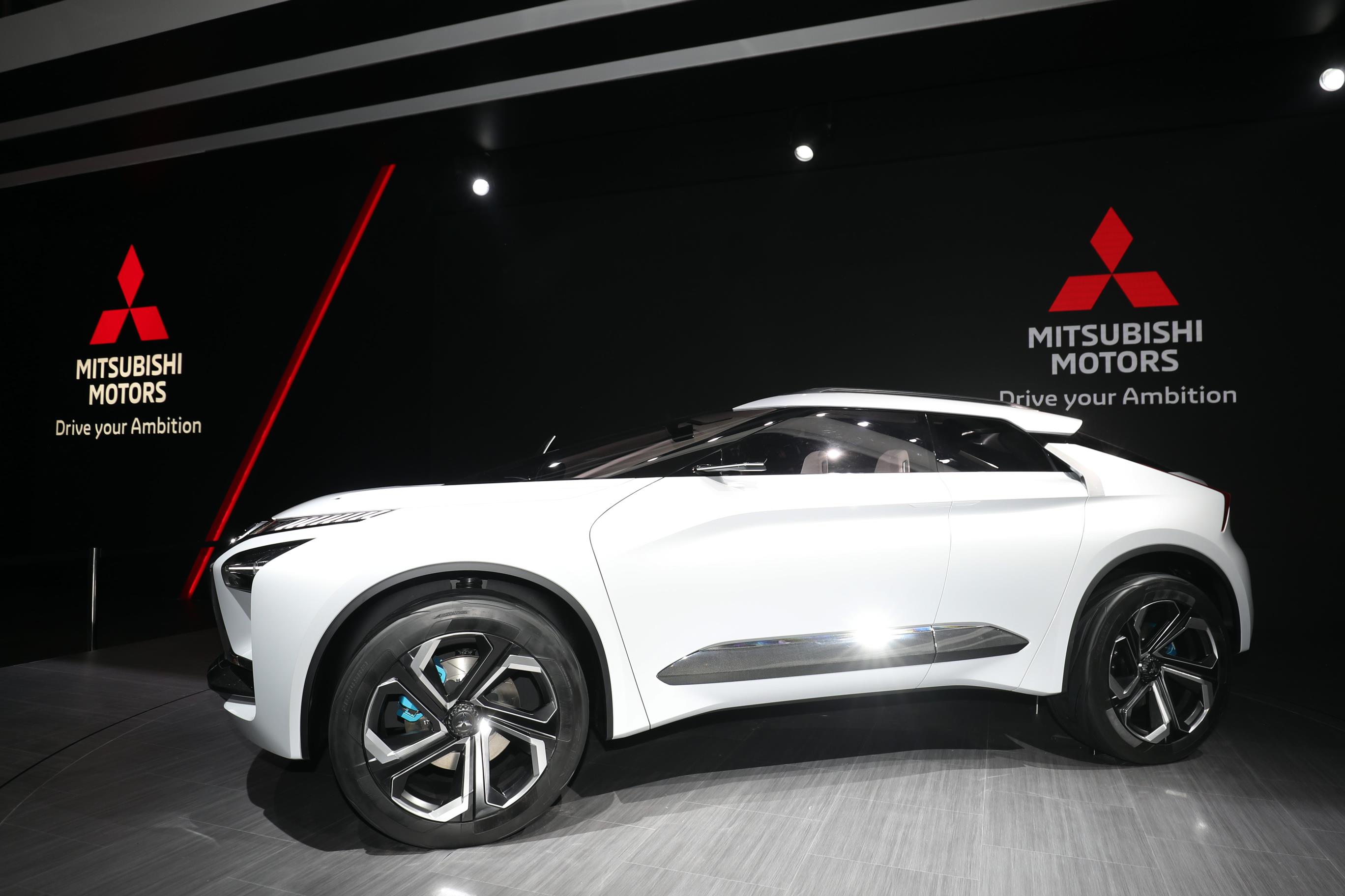 MITSUBISHI e-EVOLUTION CONCEPT 9
