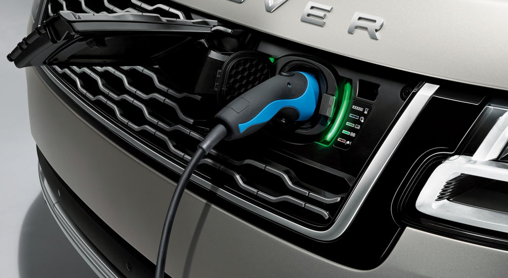 RR_18MY_PHEV_LWB_Detail_101017_03 (1)