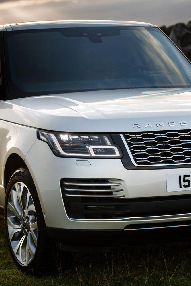 RR_18MY_PHEV_LWB_Static_101017_06