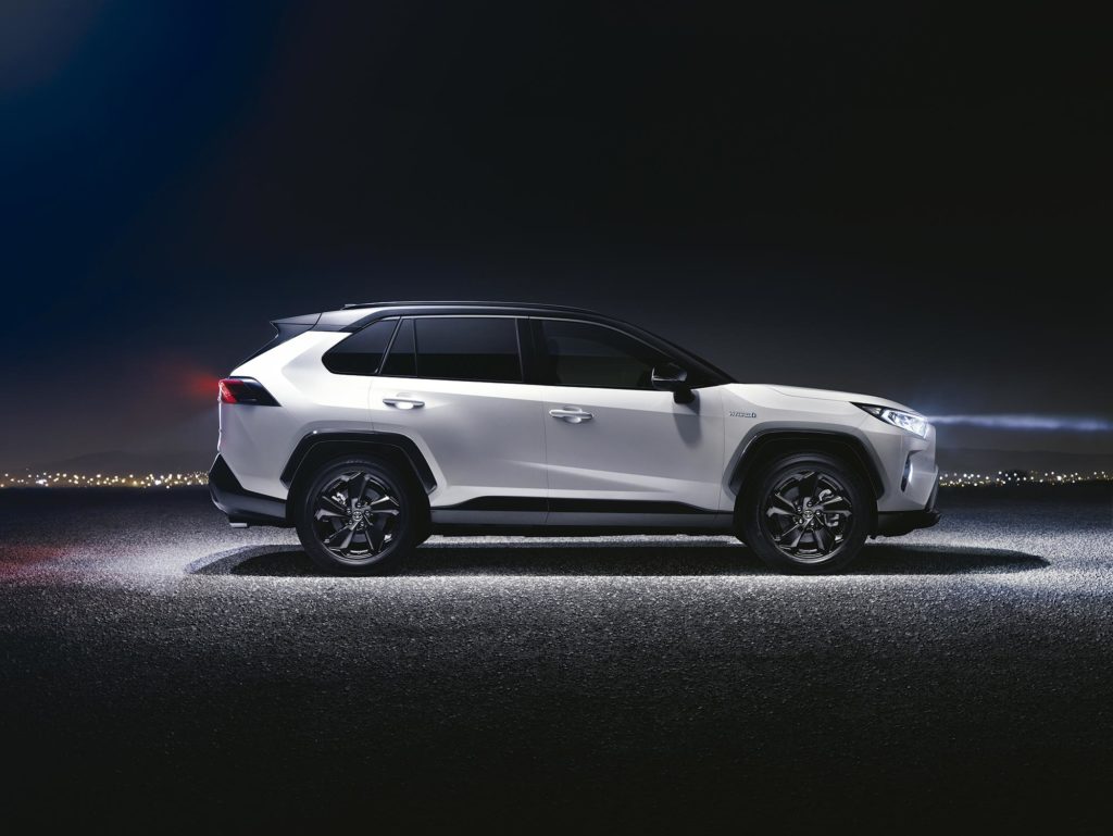 Toyota-RAV4_2019_2-1024×769