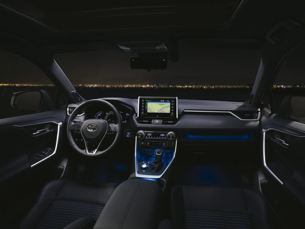 Toyota-RAV4_2019_6-1024×769