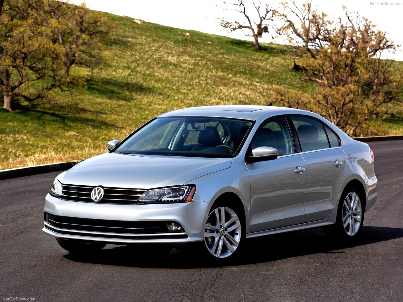 Volkswagen-Jetta-2015-1280-03