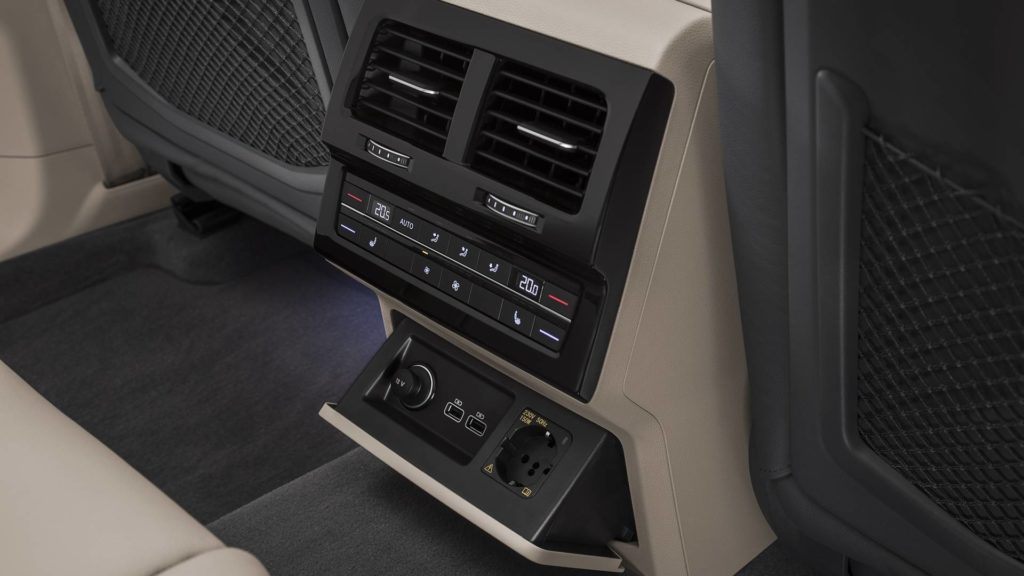 novo-touareg-16-1024×576