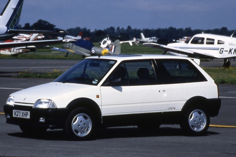 1 Citroen-AX-GTi