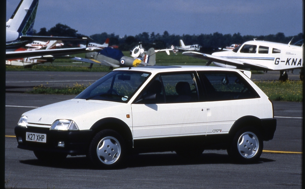 1 Citroen-AX-GTi