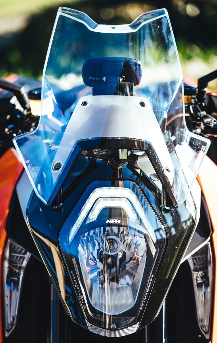 139372_1290 Super Duke GT MY 2016