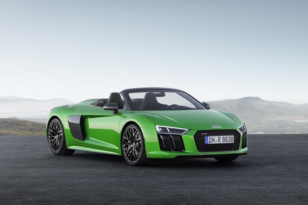 2 Audi-R8-Spyder-