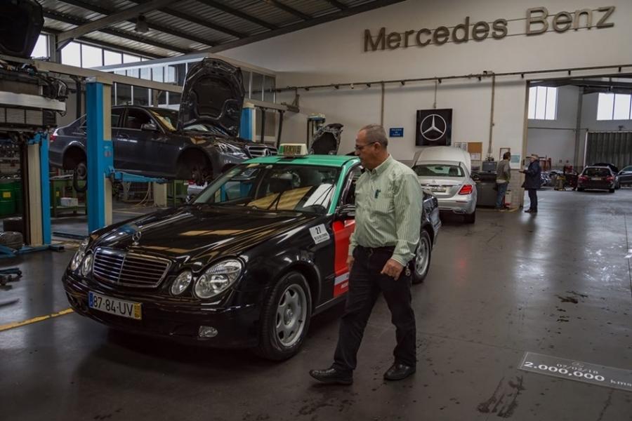 Mercedes-Classe-E-Taxi-960×600