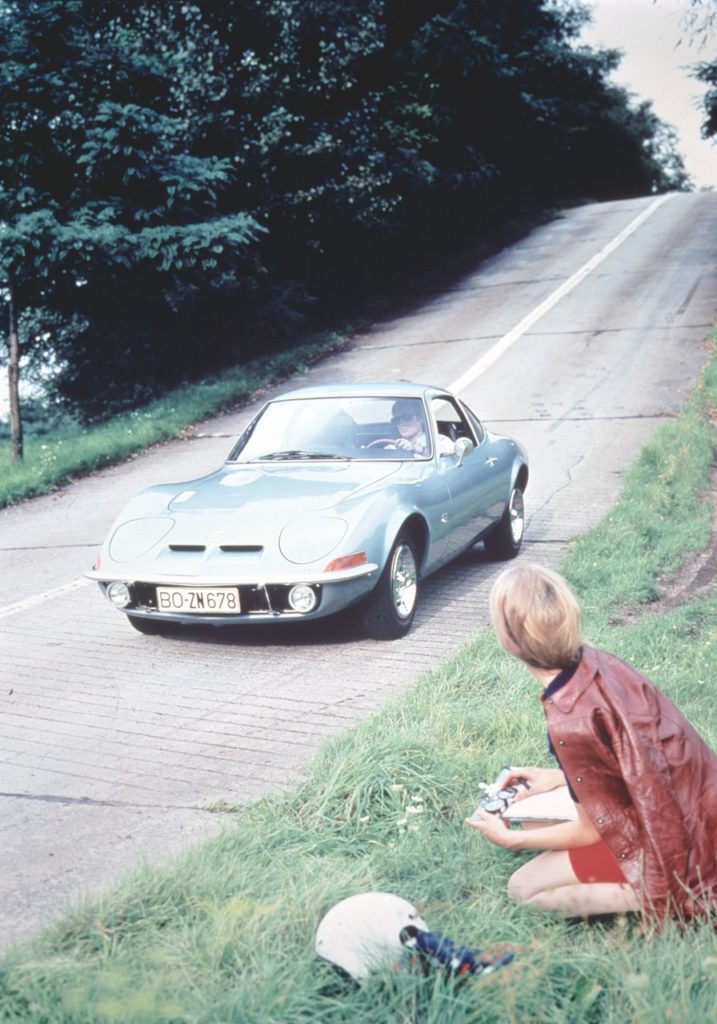Opel-GT-17113-717×1024