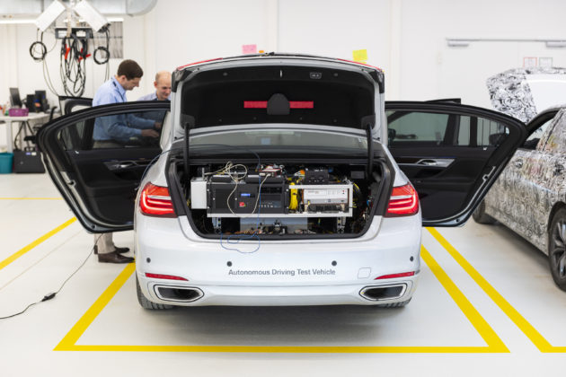 P90300107_highRes_autonomous-driving-c-630×420