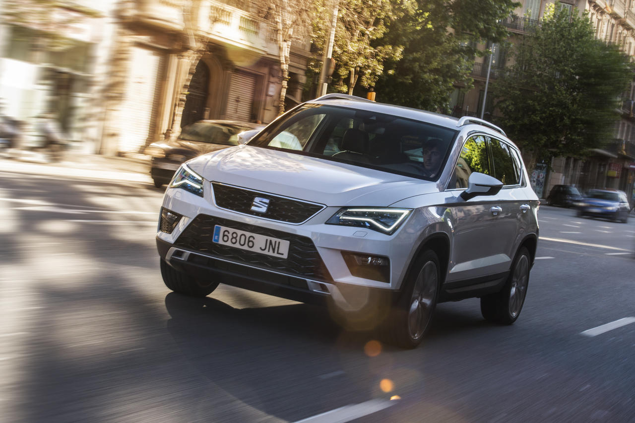 SEAT-ATECA-039h_O_HD_Easy-Resize.com