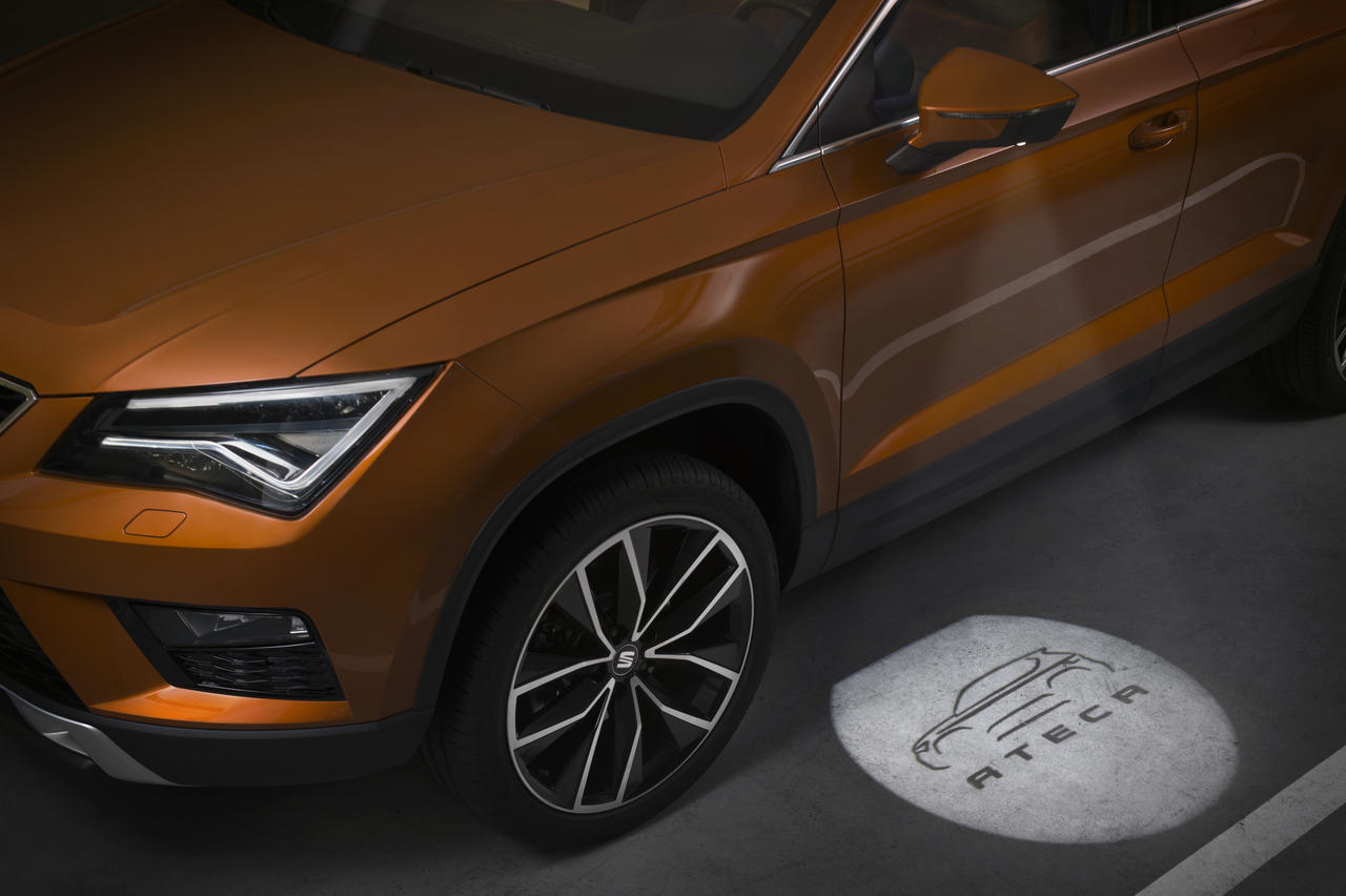 SEAT-ATECA-066h_O_HD_Easy-Resize.com (1)