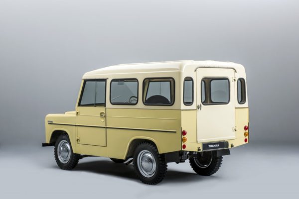 SKODA_TREKKA_rear-1440×961-600×400