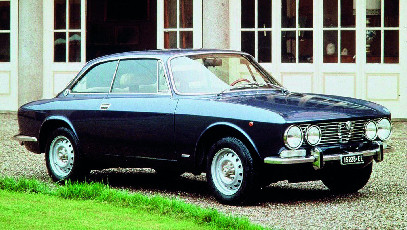 005_alfa_romeo_giulia_coupe_2000_gt_veloce_1