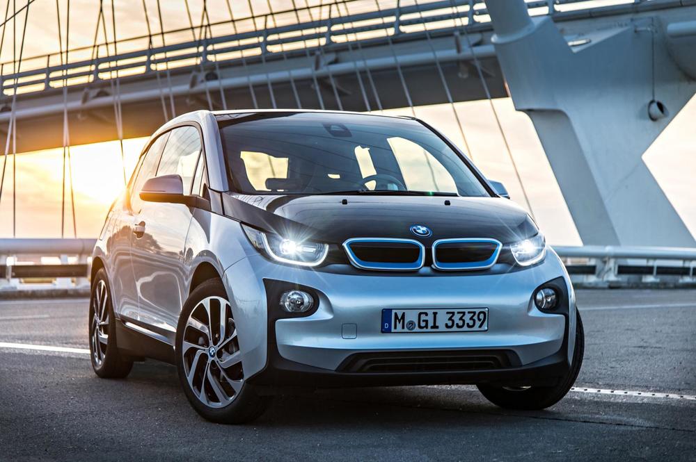 2-9º-BMW-i3