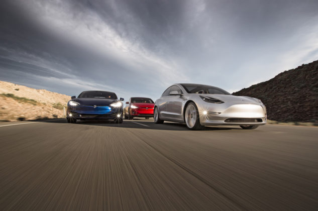 2017-Tesla-Model-3-2016-Tesla-Model-X-Tesla-Model-S-front-end-in-motion-1-633×420