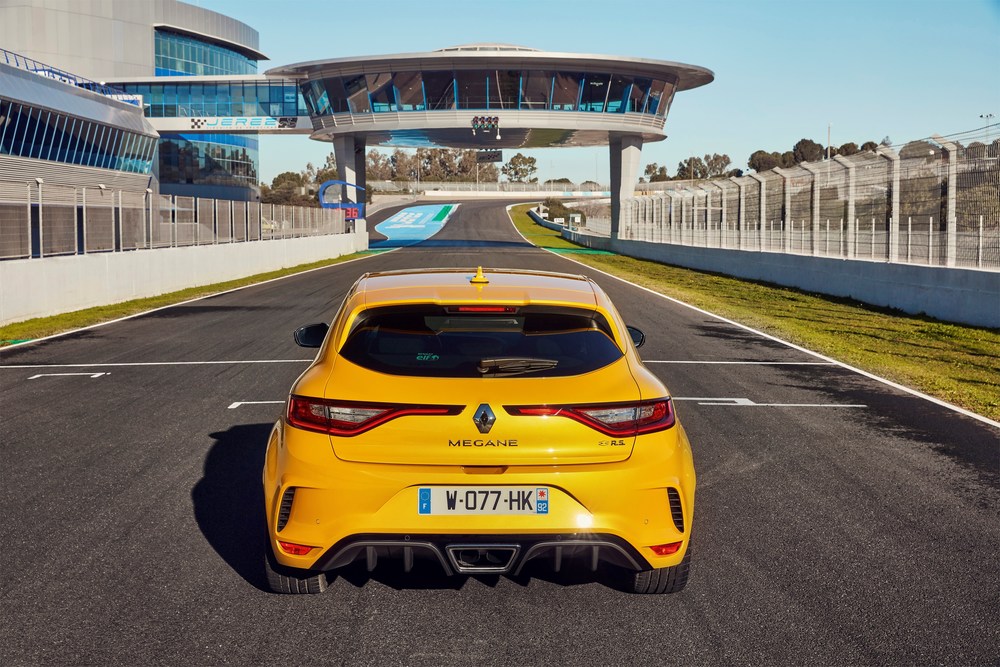21202756_2018_New_Renault_MEGANE_R_S_Cup_chassis