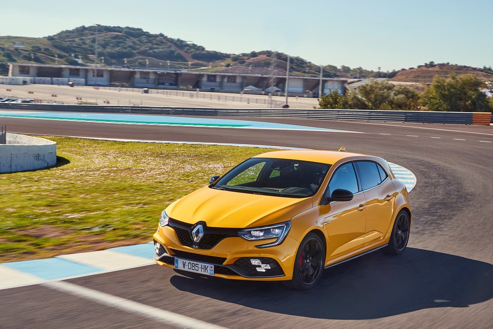 21202758_2018_New_Renault_MEGANE_R_S_Cup_chassis