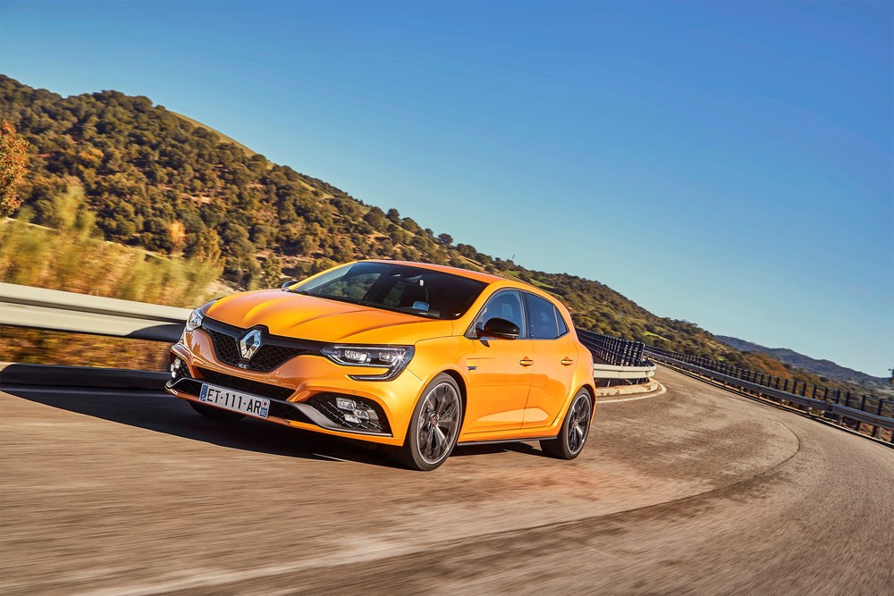 21202857_2018_New_Renault_MEGANE_R_S_Sport_chassis