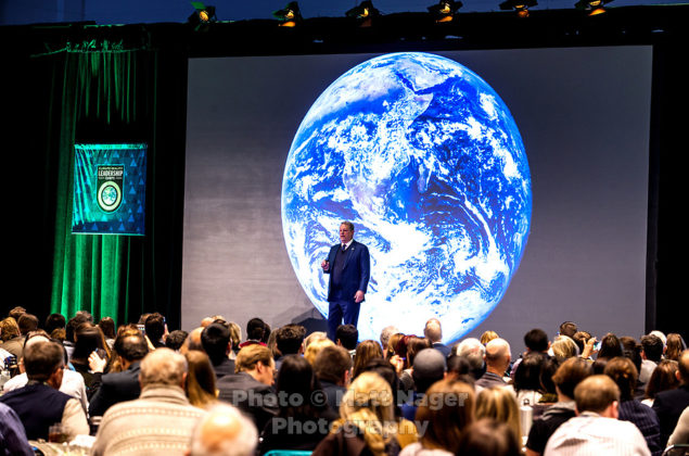 Al-Gore-Climate-Reality-14-635×420