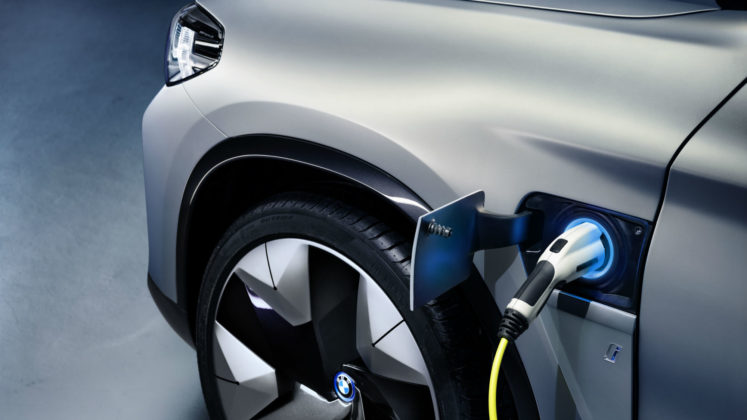 BMW-Concept-iX3-747×420
