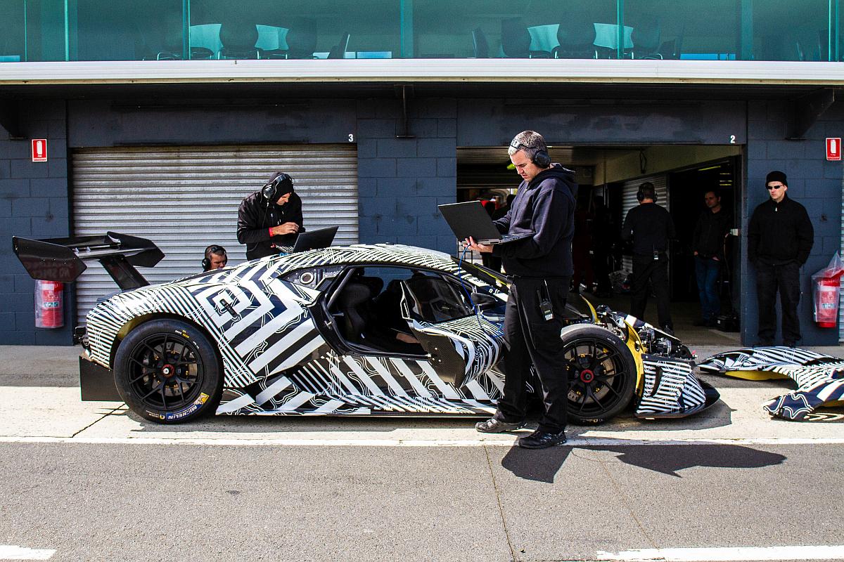 Brabham BT62 testing in pitlane