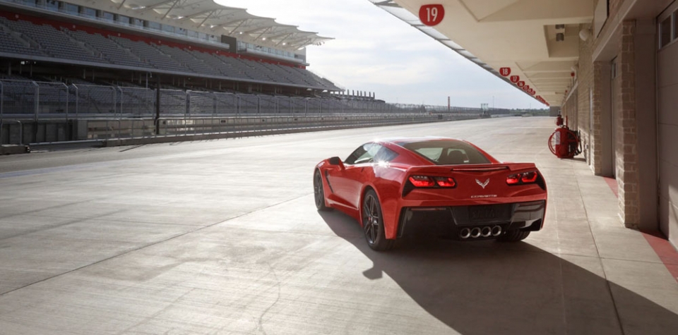 Corvette-Stingray-960×600