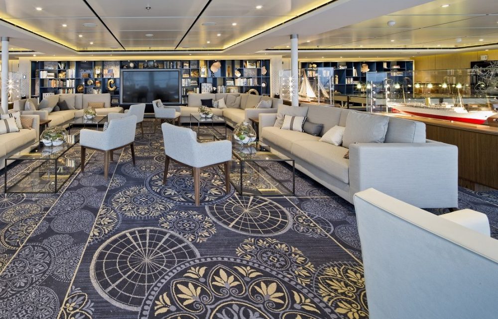 Explorers Lounge 1