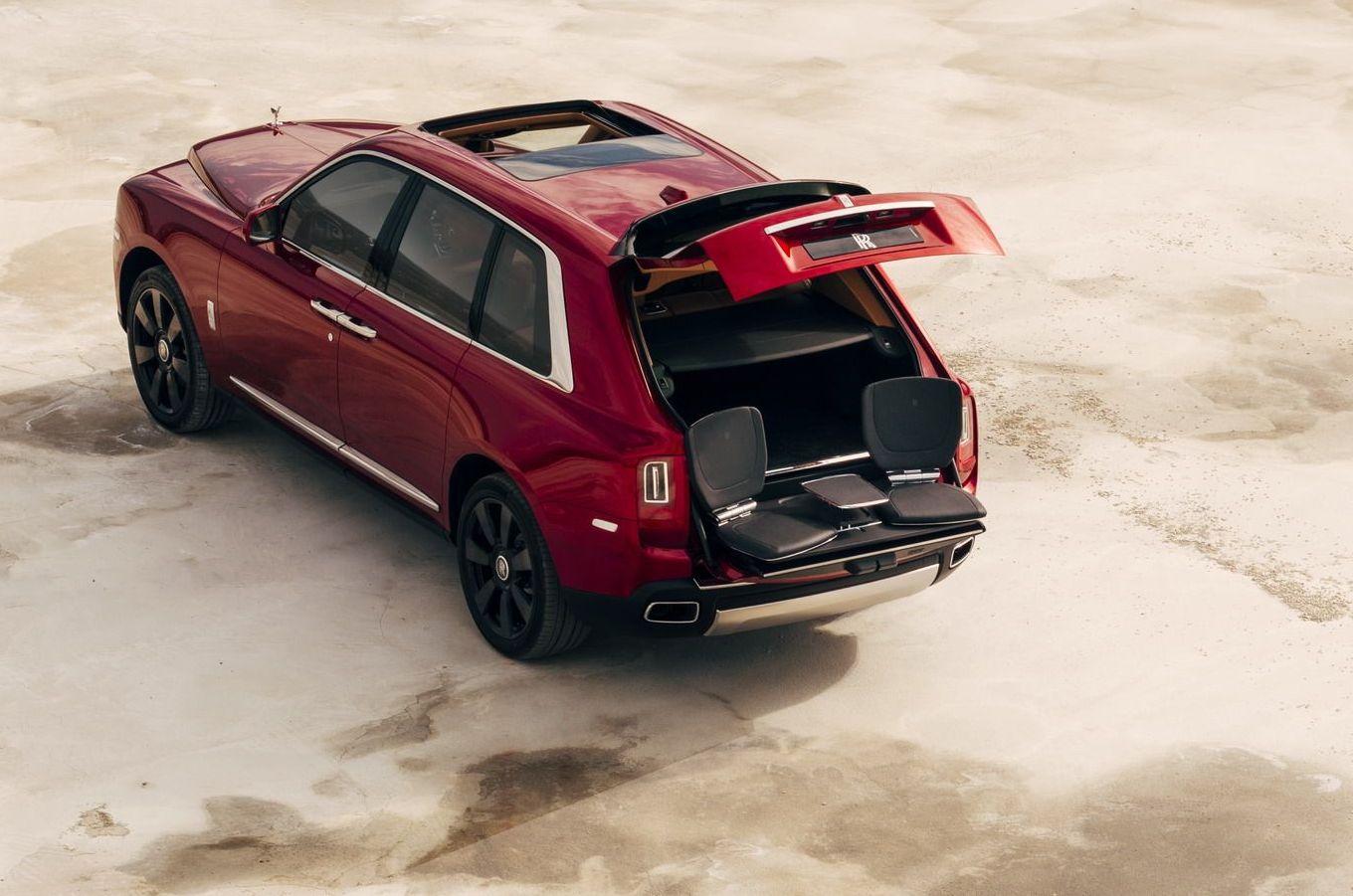 Rolls Royce Cullinan (10)