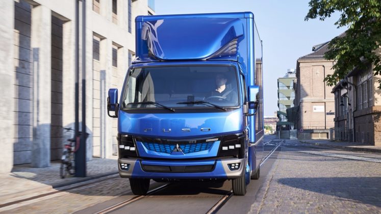 fuso-ecanter-747×420