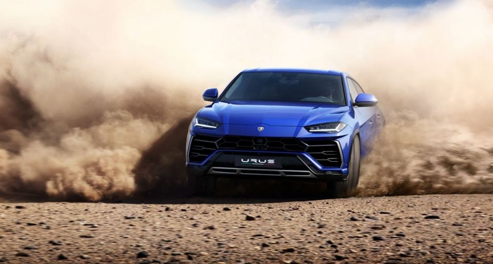 lamborghini-urus-960×600