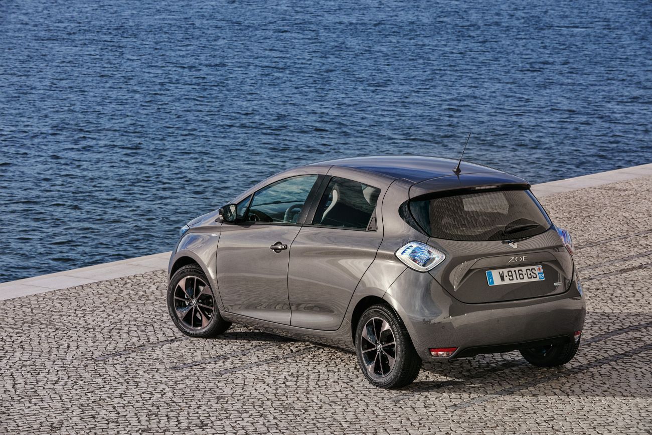 new_renault_zoe_yttriumgrey_yb_38_31101758893_o