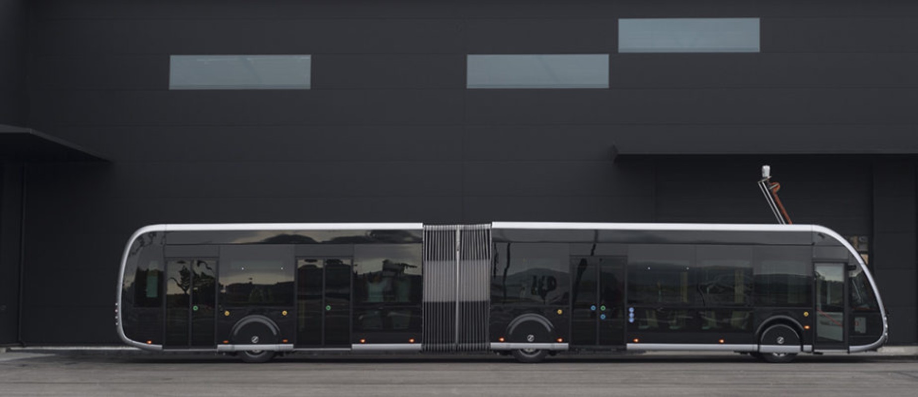 tram-970×420