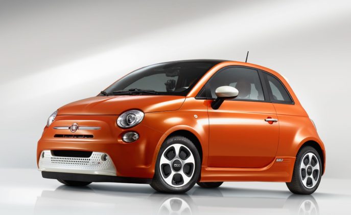 2017-Fiat-500e-106-687×420