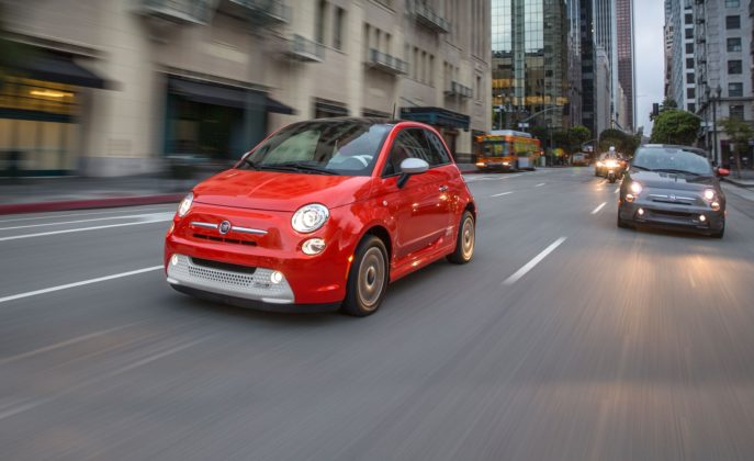 2017-fiat-500e-review-car-and-driver-photo-684721-s-original-687×420