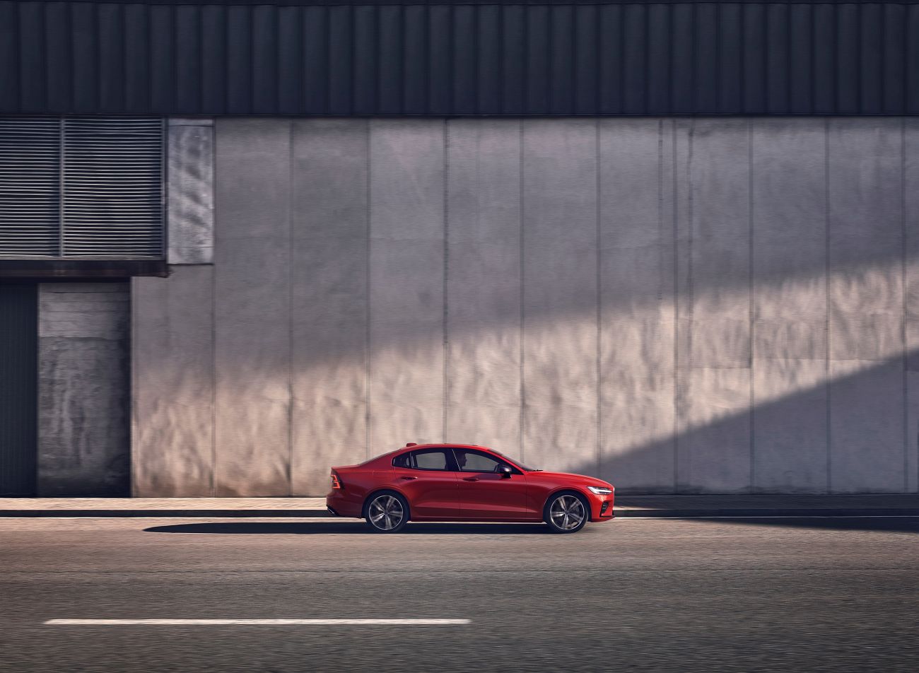 New Volvo S60 R-design