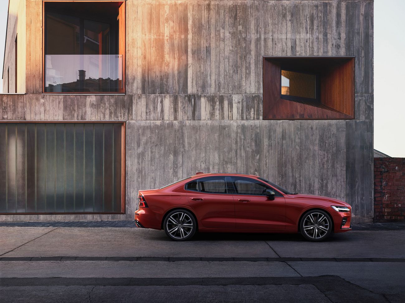 New Volvo S60 R-design