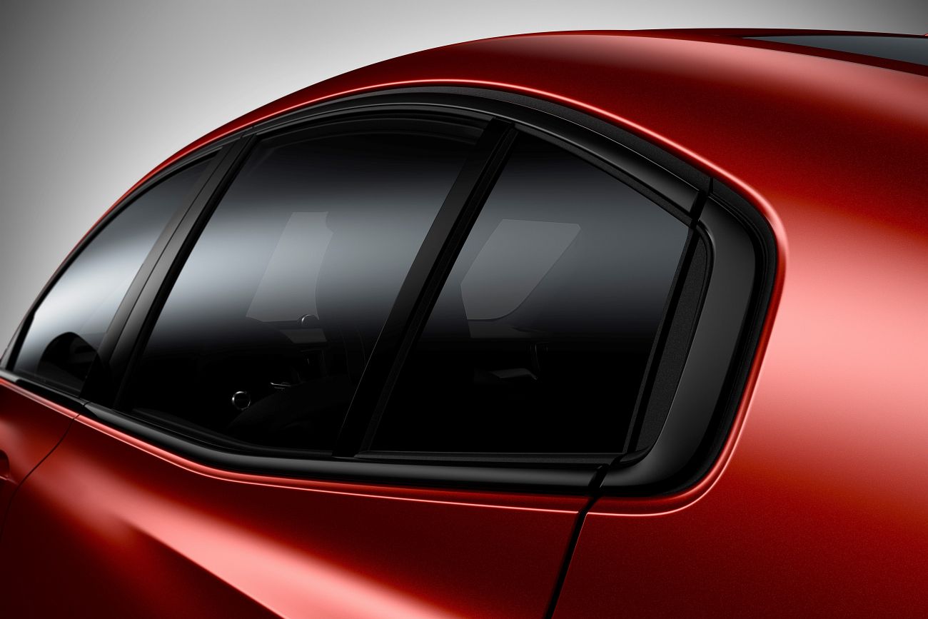 New Volvo S60 R-Design exterior
