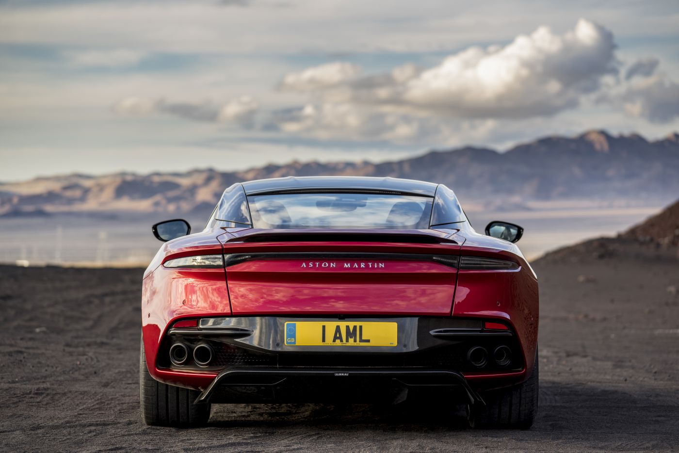 Aston martin DBS Superleggera (23)
