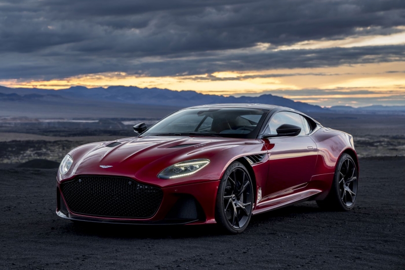 Aston martin DBS Superleggera (30)