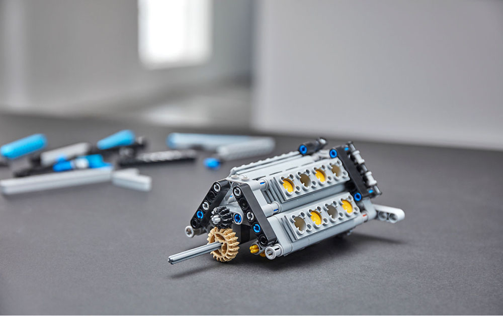 Bugatti-Chiron-Lego-4