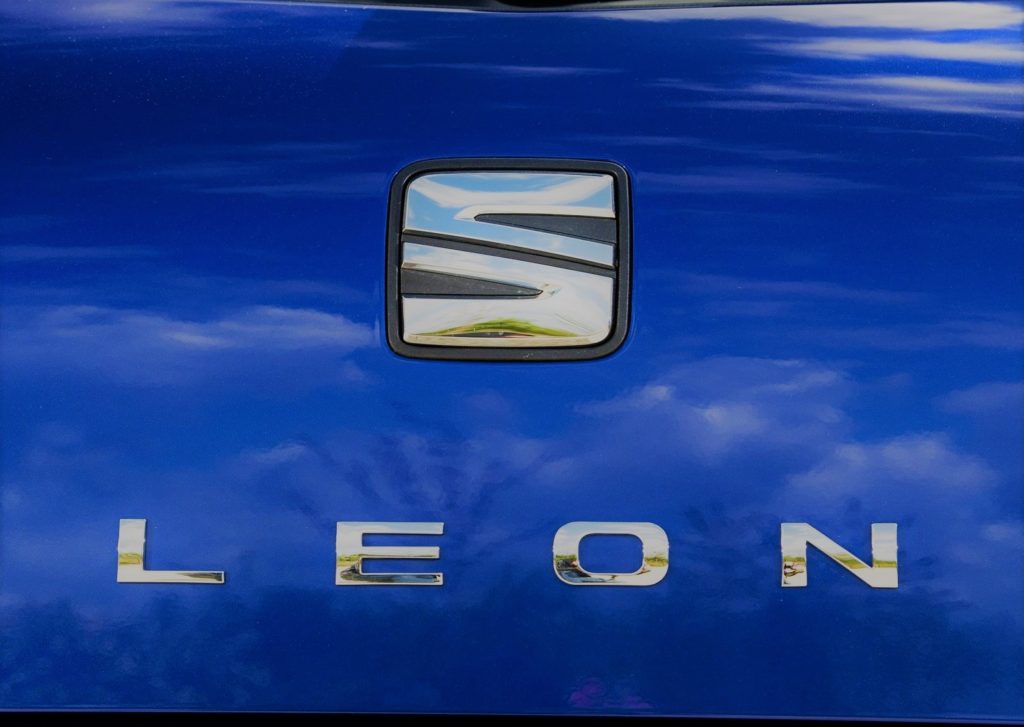 Seat-Leon-2017-1600-d5-1024×727