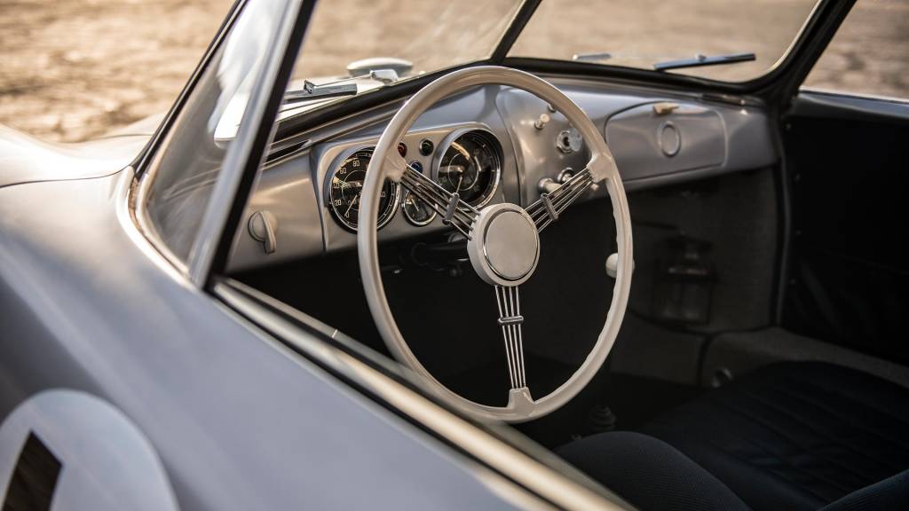 porsche-3-30518