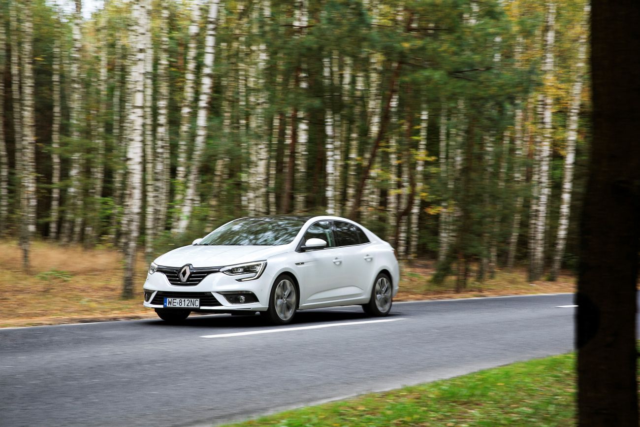 83541_2016_-_Renault_MEGANE_SEDAN_test_drive_Warsaw_Poland