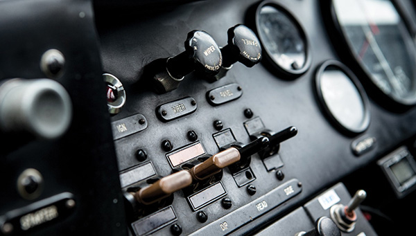 Aston_Martin_DP215_14