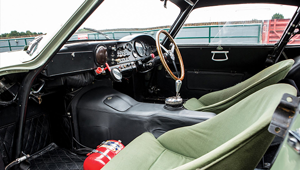 Aston_Martin_DP215_7