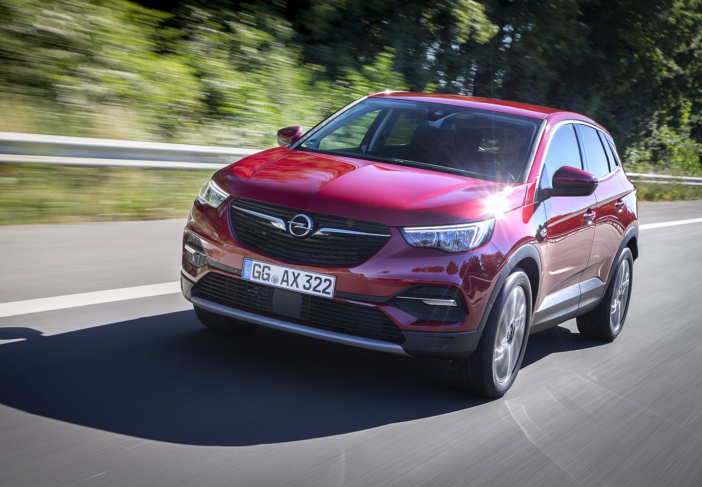 Opel Grandland x (1)