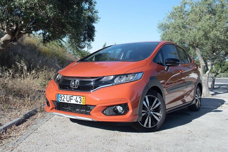 Honda jazz x-road (1)