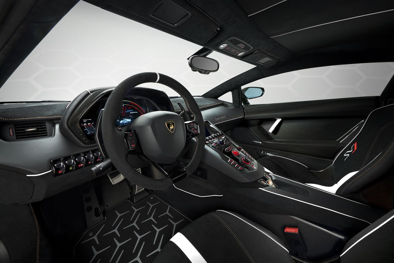 Lamborghini Aventador SVJ oficiais (20)